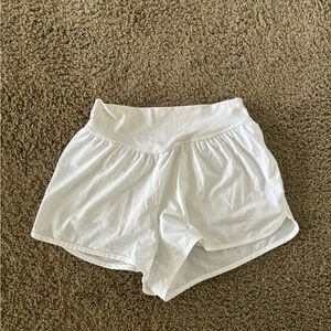 WHITE OFFLINE AERIE SHORTS